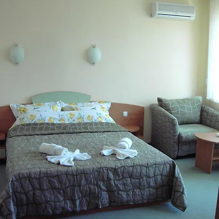 Otel Fresh Family 3*